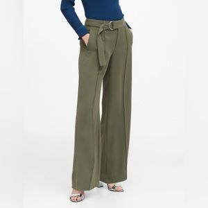 Banana Republic High-Rise Wide-Leg Utility Pant - Size 8